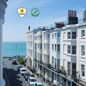 Innit Marina Hotel Brighton